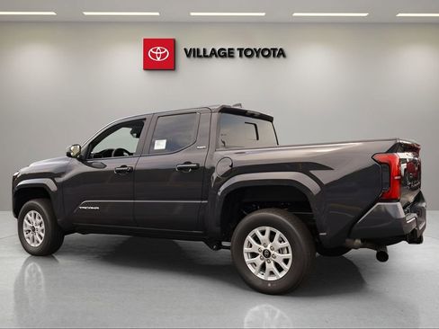 New 2026 Toyota Tacoma SR5 RWD image 3