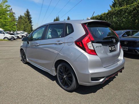 Used 2018 Honda Fit Sport image 5