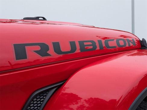 Used 2023 Jeep Wrangler Rubicon image 13