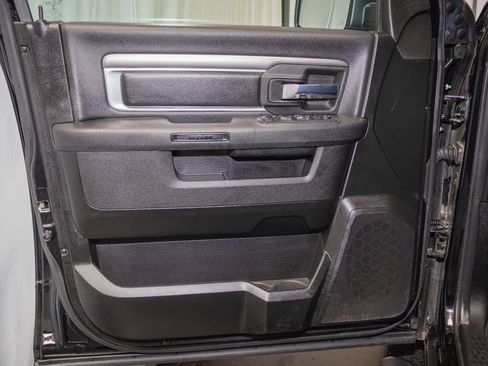 Used 2022 RAM 1500 Classic Warlock w/ Electronics Group AWD/4WD image 12