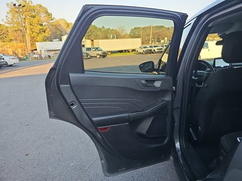 Used 2023 Ford Escape Active image 29