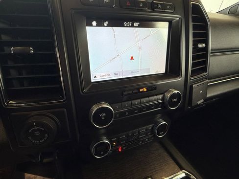 Used 2019 Ford Expedition Limited w/ Equipment Group 302A image 16