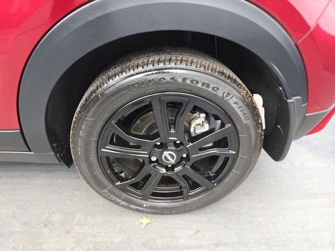 Used 2024 Nissan Kicks SR w/ SR Premium Package image 16