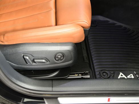 Used 2023 Audi A4 2.0T Premium Plus w/ Premium Plus Package image 10