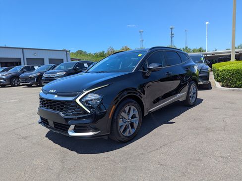 Certified 2023 Kia Sportage SX image 3