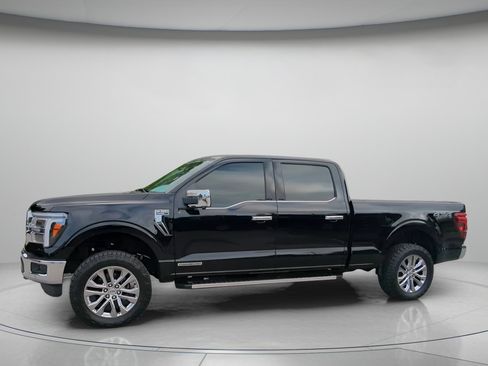 Certified 2025 Ford F150 Lariat w/ Equipment Group 502A High AWD/4WD image 15
