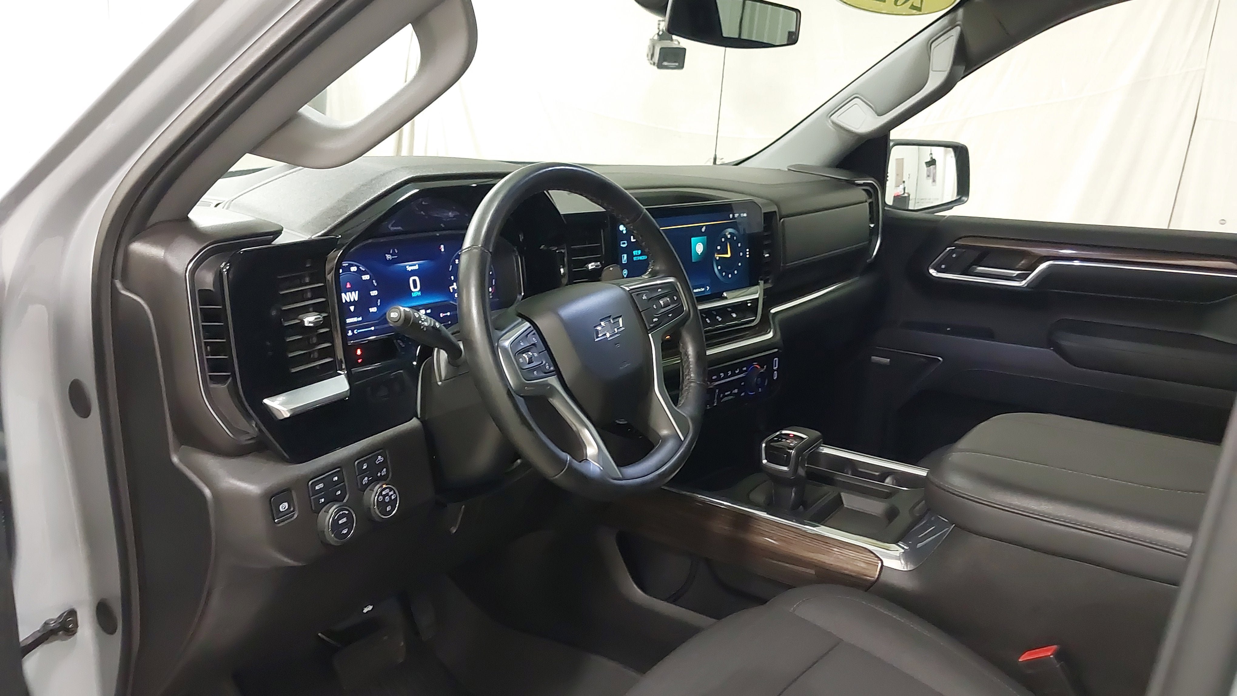 Used 2024 Chevrolet Silverado 1500 RST w/ All Star Edition Plus AWD/4WD image 18