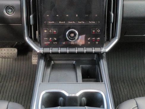 Used 2024 GMC Acadia Elevation w/ LPO, Floor Liner Package FWD image 19