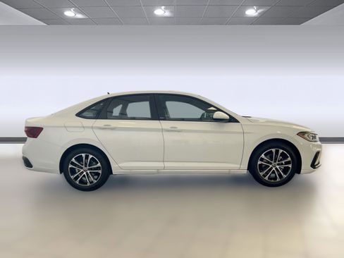 New 2026 Volkswagen Jetta Sport image 8