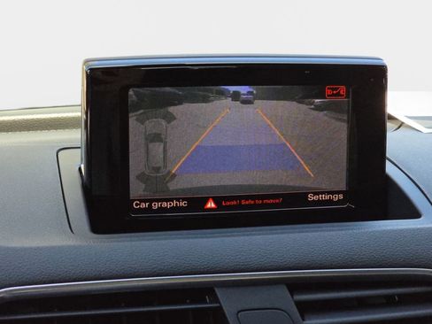 Used 2018 Audi Q3 2.0T Premium image 28