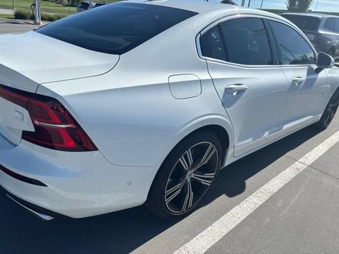 Used 2021 Volvo S60 T8 Inscription w/ Climate Package AWD/4WD image 3