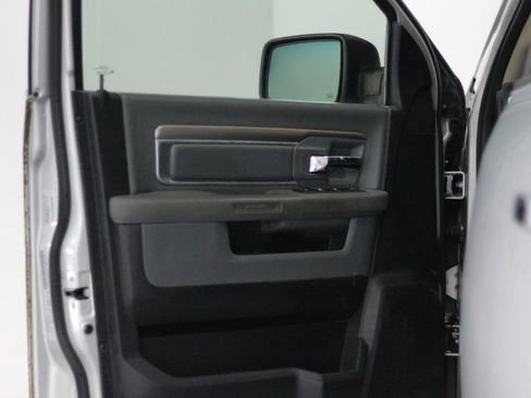 Used 2015 RAM 1500 Big Horn AWD/4WD image 41