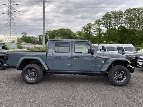 New 2026 Jeep Gladiator Mojave AWD/4WD image 2