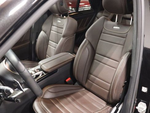 Used 2017 Mercedes-Benz GLE 63 AMG 4MATIC image 38