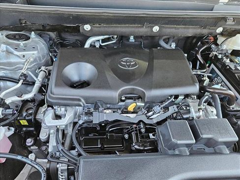 Used 2024 Toyota RAV4 LE FWD image 20