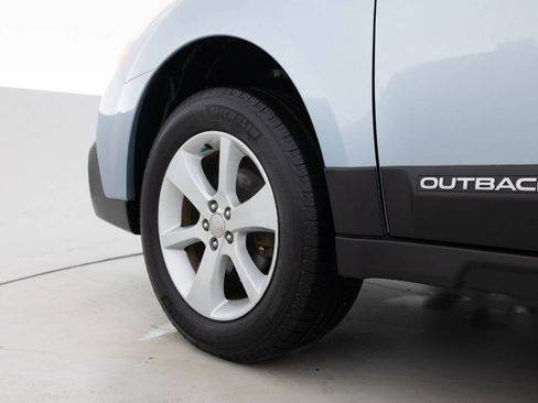 Used 2014 Subaru Outback 2.5i Premium AWD/4WD image 17