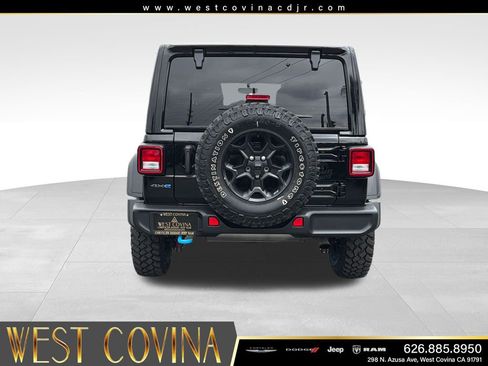 Used 2023 Jeep Wrangler Unlimited w/ 8.4" Radio Group AWD/4WD image 6
