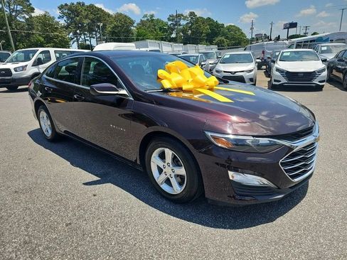 Used 2020 Chevrolet Malibu LS w/ Driver Confidence Package FWD image 8