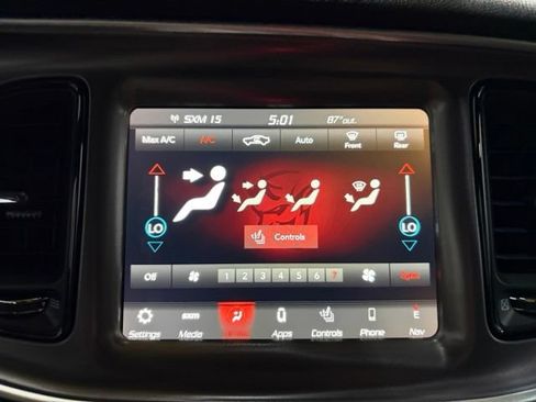 Used 2019 Dodge Challenger R/T RWD image 29