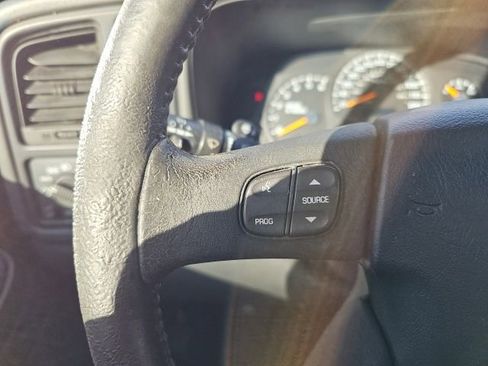 Used 2004 GMC Sierra 1500 SLE w/ Light Duty Power Package image 38