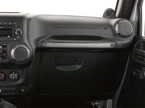 Used 2010 Jeep Wrangler Unlimited Sport AWD/4WD image 21