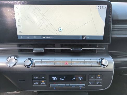 Used 2024 Hyundai Kona Limited image 29