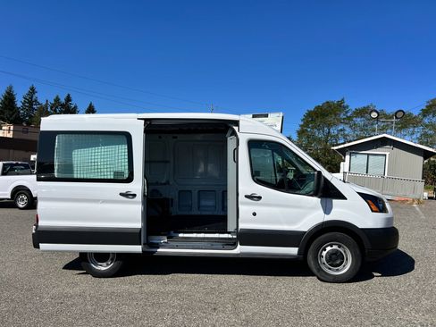 Used 2018 Ford Transit 150 130 Medium Roof image 19