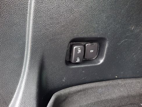 Used 2018 Ford Edge SEL w/ Equipment Group 201A image 30