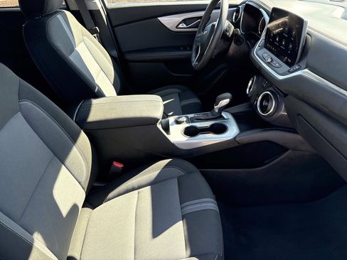 Used 2023 Chevrolet Blazer LT image 33