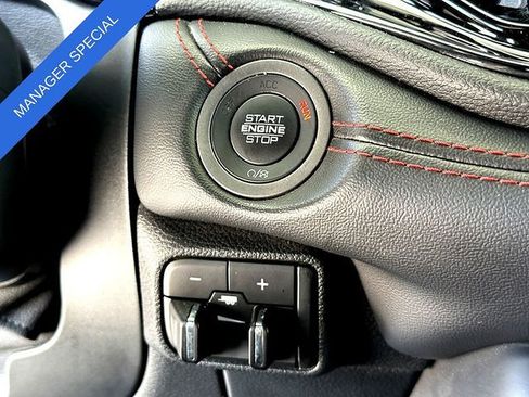 Used 2024 Dodge Durango GT AWD/4WD image 16