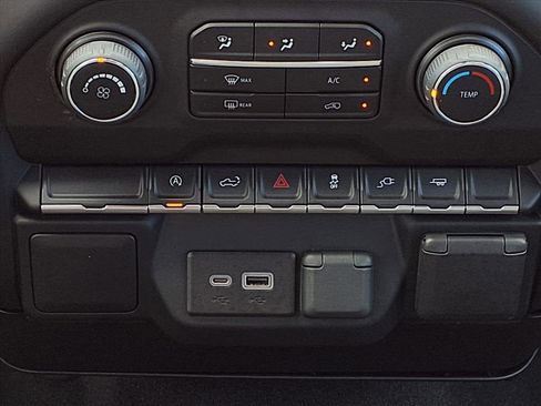 Used 2022 Chevrolet Silverado 1500 Custom w/ Safety Confidence Package image 36