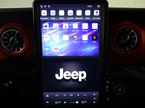 Used 2021 Jeep Wrangler Unlimited Rubicon image 24