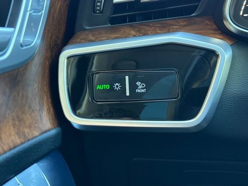 Used 2022 Audi A6 3.0T allroad Prestige w/ Prestige Package image 40