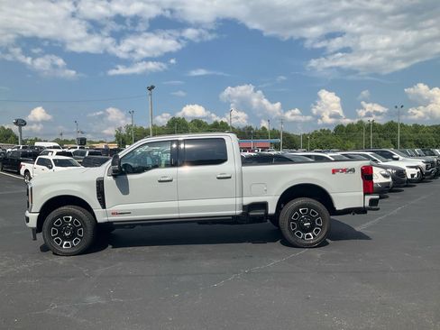 New 2026 Ford F250 Platinum AWD/4WD image 8