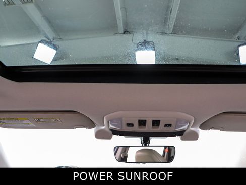 Used 2020 Subaru Ascent Limited w/ Technology Package image 21