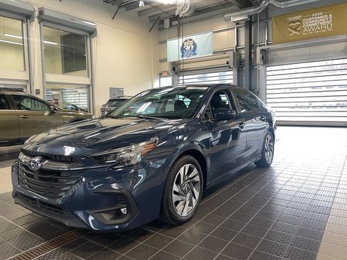 Used 2024 Subaru Legacy Limited image 2
