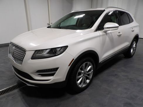 Used 2019 Lincoln MKC Select w/ Select Plus Package image 4