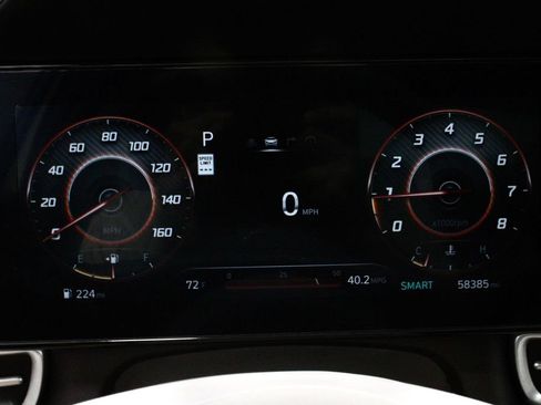 Used 2024 Hyundai Elantra SEL FWD image 28