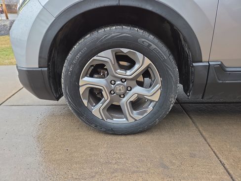 Used 2018 Honda CR-V EX image 11