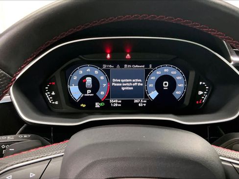 Certified 2025 Audi Q3 2.0T Premium Plus w/ Premium Plus Package image 22