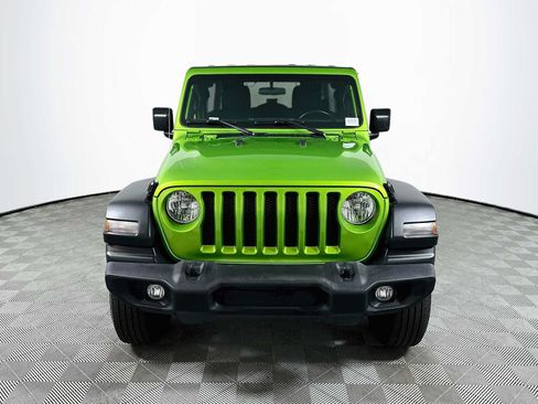 Used 2018 Jeep Wrangler Unlimited Sport S AWD/4WD image 2