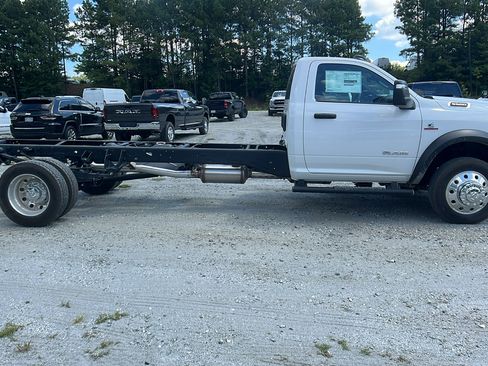 New 2025 RAM 5500 2WD Regular Cab image 7