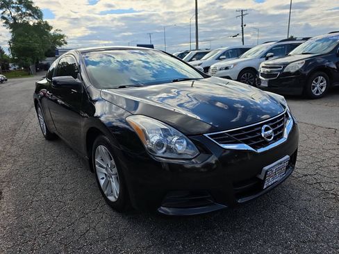 Used 2011 Nissan Altima 2.5 S w/ Convenience Pkg FWD image 5
