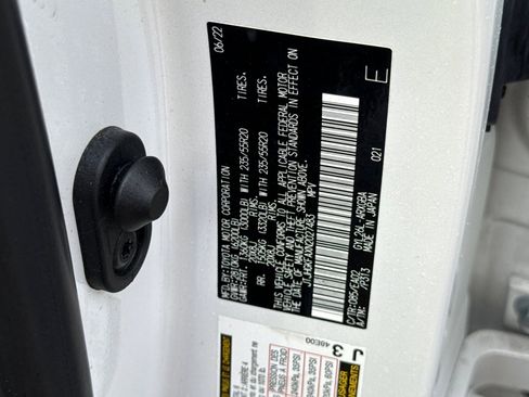 Certified 2022 Lexus RX 450hL AWD w/ Premium Package image 39