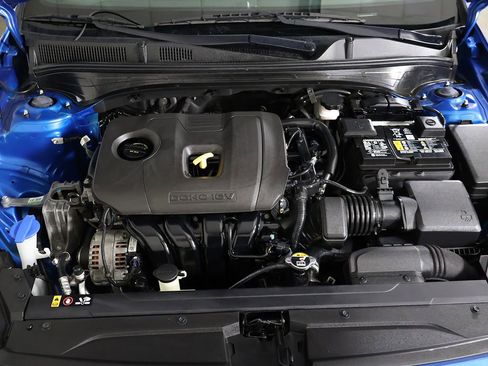 Used 2023 Kia Forte GT-Line w/ GT-Line Premium Package FWD image 19