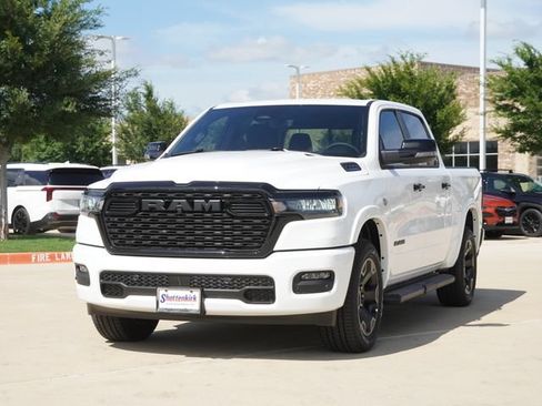 New 2026 RAM 1500 4x4 Crew Cab image 3