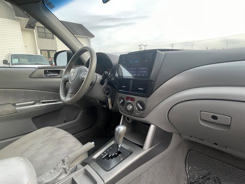 Used 2010 Subaru Forester 2.5X Premium image 8