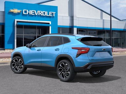 New 2026 Chevrolet Trax RS w/ Driver Confidence Package FWD image 39