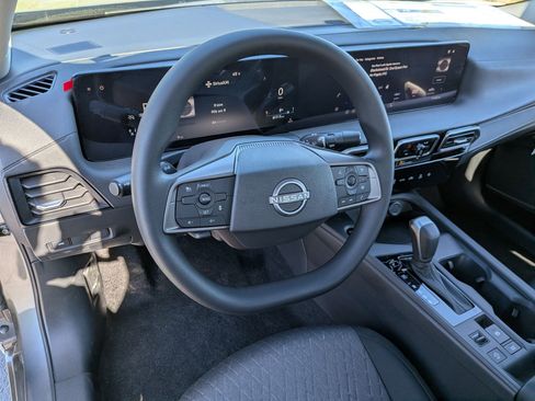 New 2026 Nissan Sentra SV w/ Floor Mat Package FWD image 15
