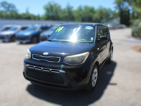 Used 2014 Kia Soul FWD image 15